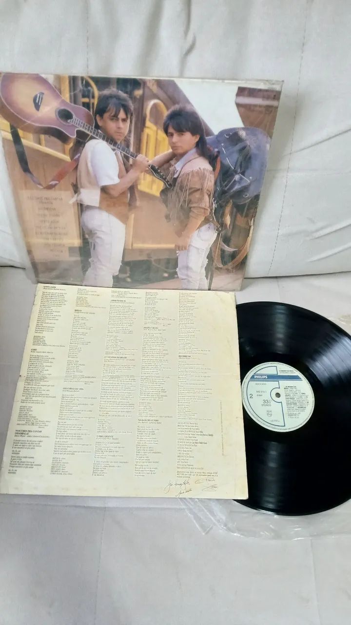 LP Chitãozinho e Xororó- Os meninos do Brasil - Foto 2