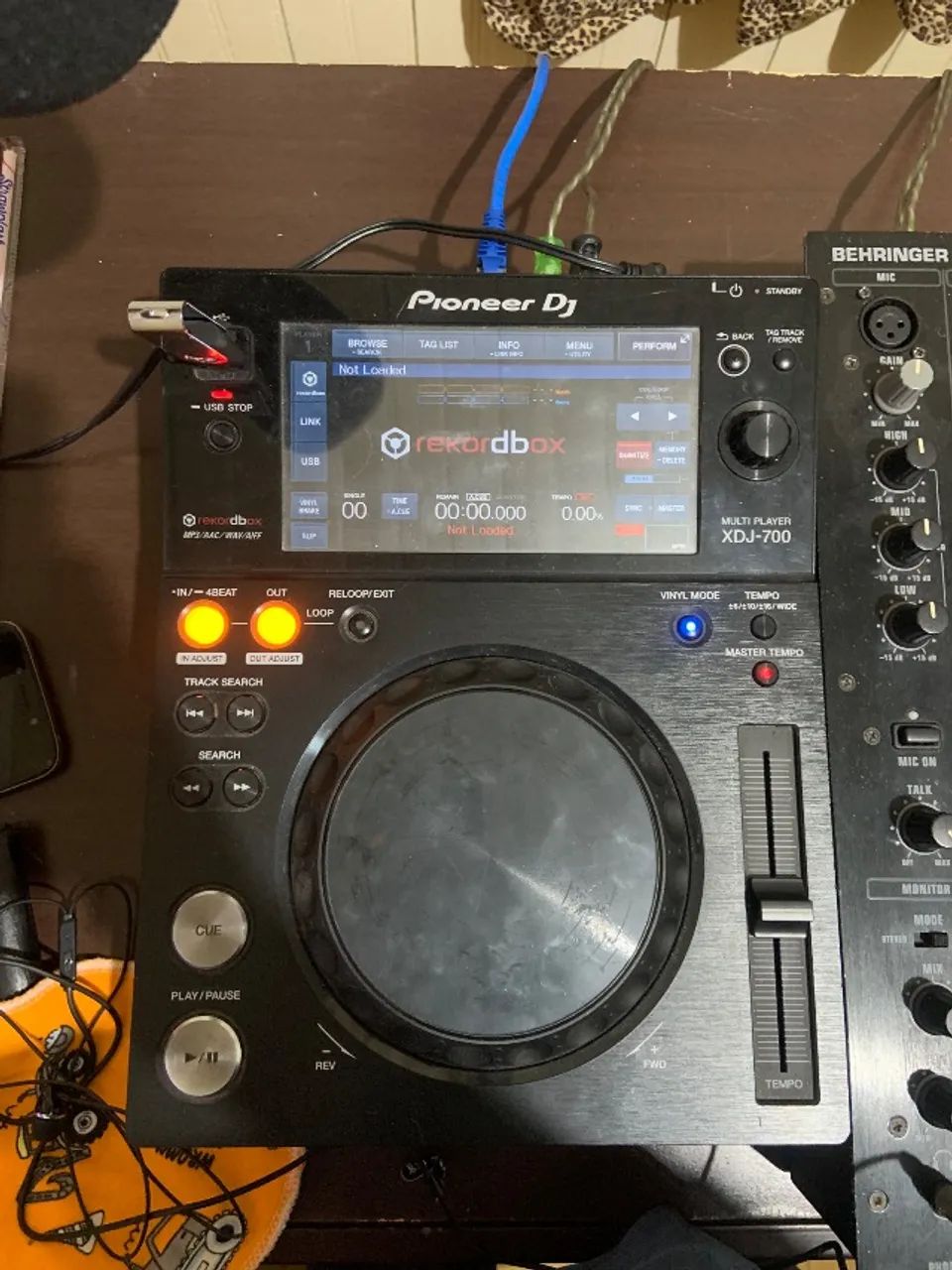 Kit DJ Pioneer 2x XDJ-700 + Mixer Behringer DJX-700 - Foto 2