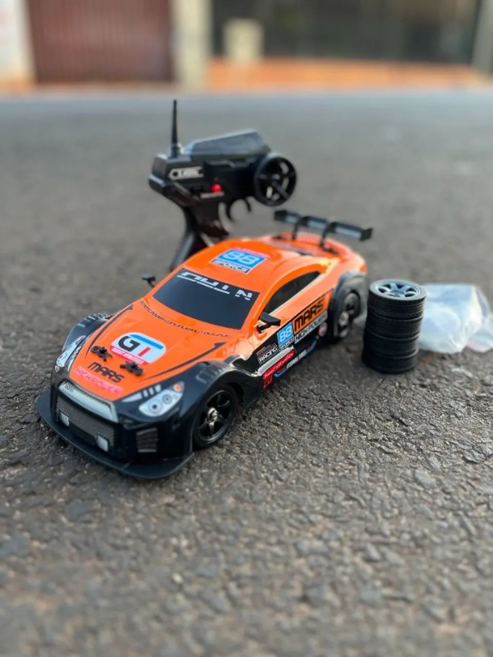 Carrinho de Controle Remoto - Drift Speed Racing