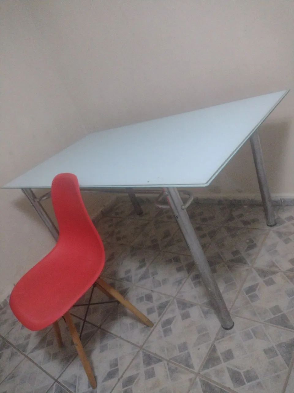 Mesa com 4 cadeiras  - Foto 2