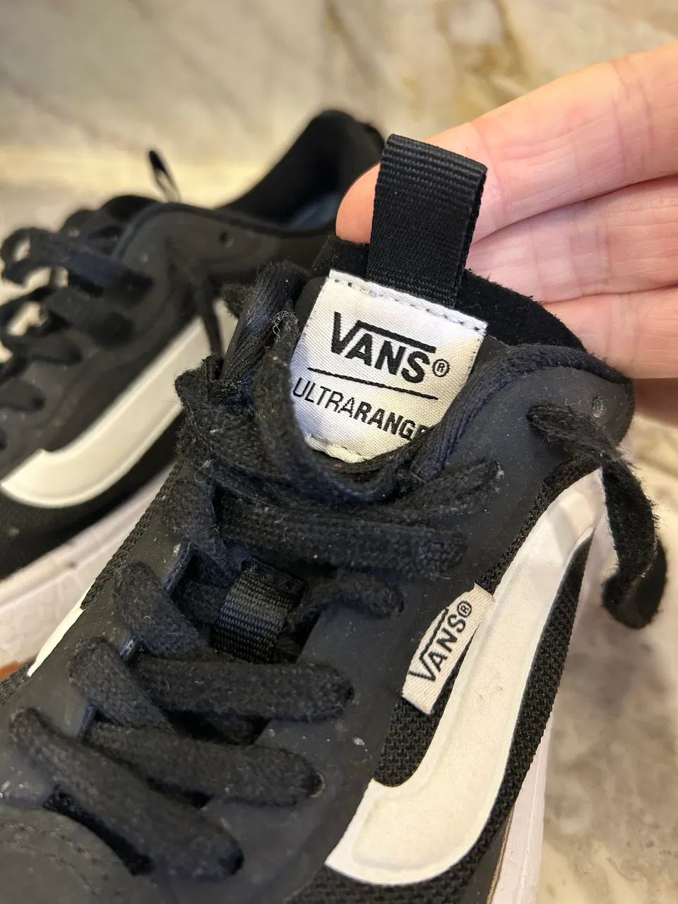 Tênis vans impecável - modelo mais top - Foto 3