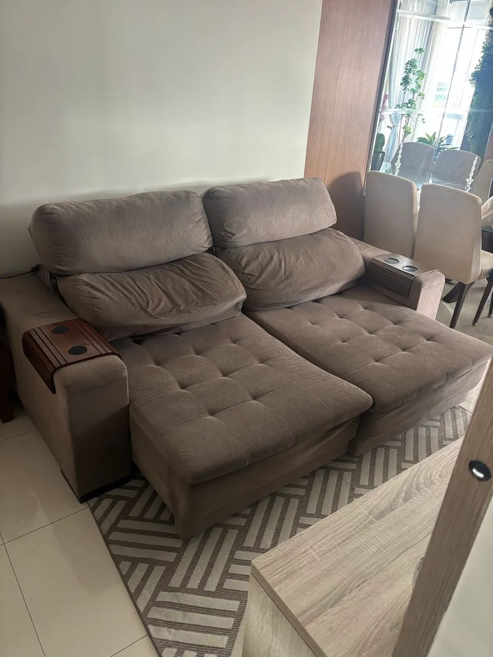 Vendo SOFÁ e MESA COM TAMPO VIDRO - Foto 5