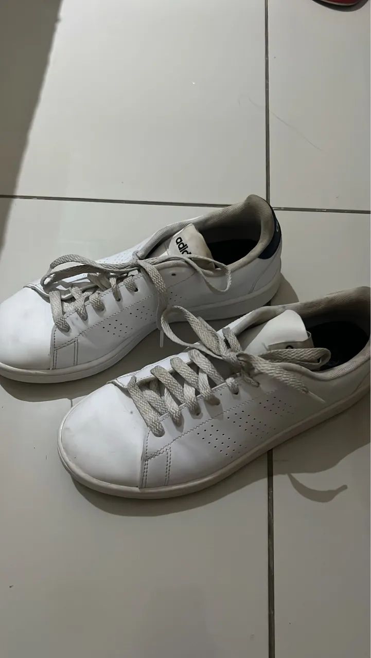 Tênis adidas branco 