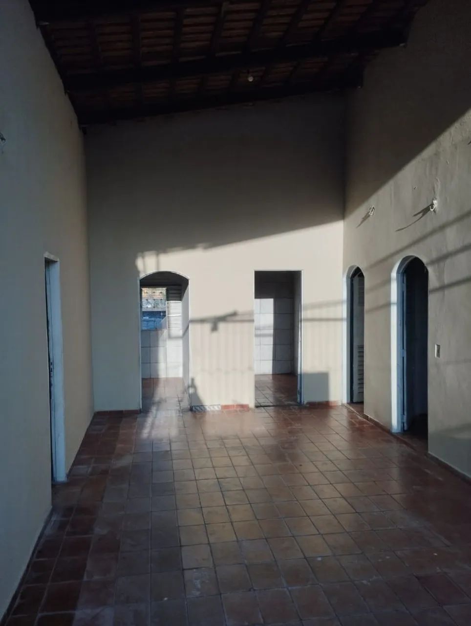 Alugo Sobrado e/ou/com Sala Comercial/garagem  - Foto 4