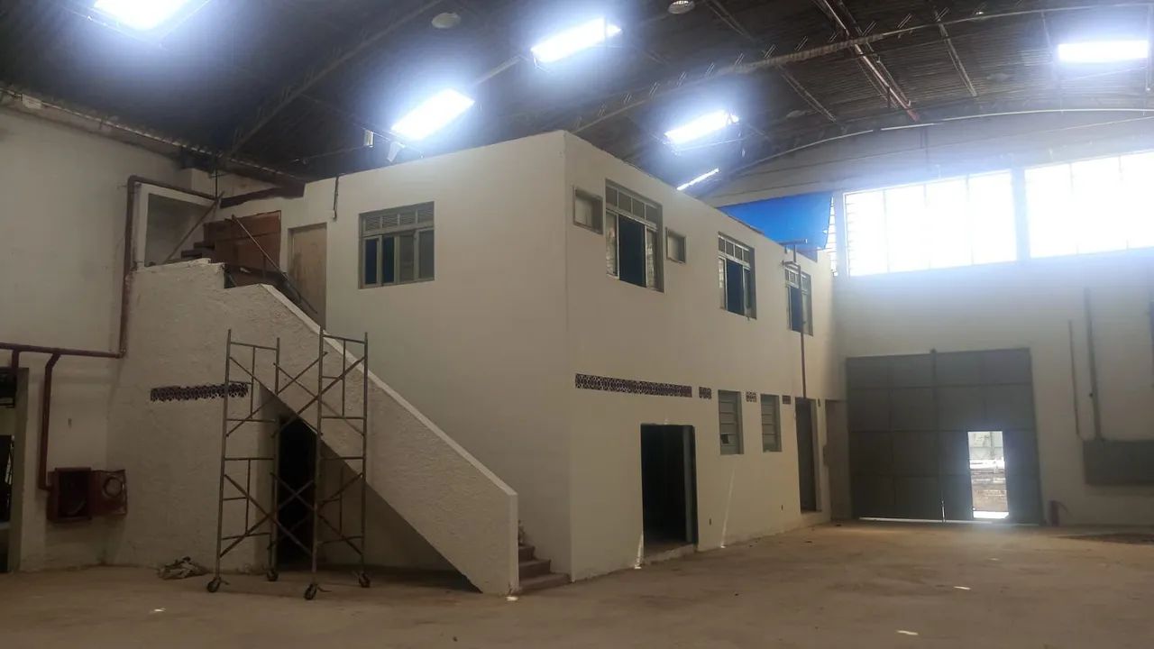 Galpão/Armazém/Déposito com 3.200m² em Tomás Coelho - Foto 4
