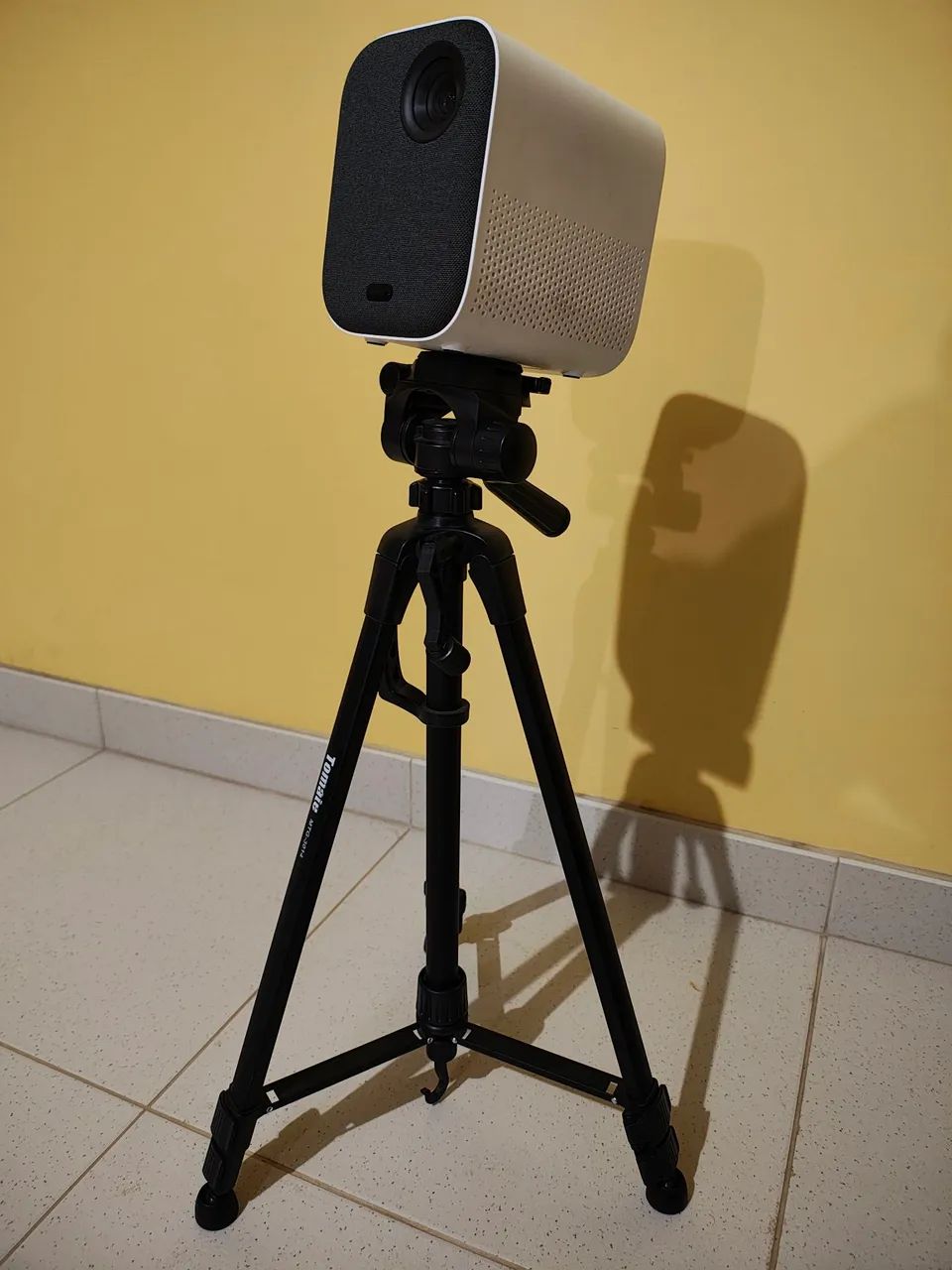 Projetor Xiaomi Mi Smart com pedestal - Foto 3