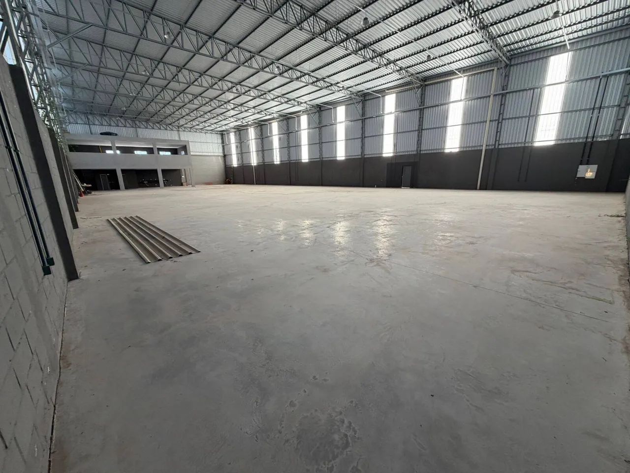 Galpão para alugar em Vila Velha- ES com 1.200 m2 - Foto 3