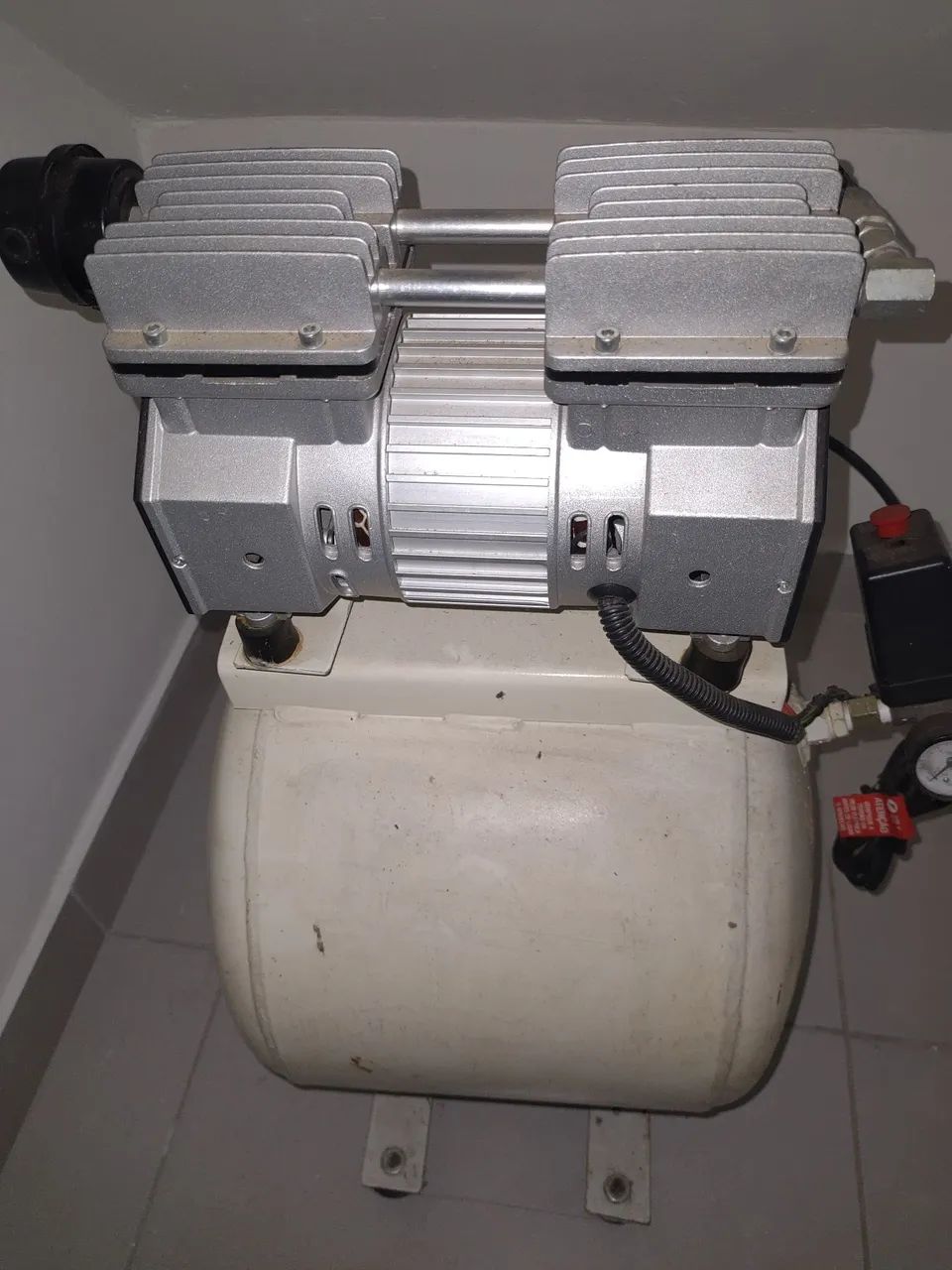 Compressor de ar dentistas  - Foto 3