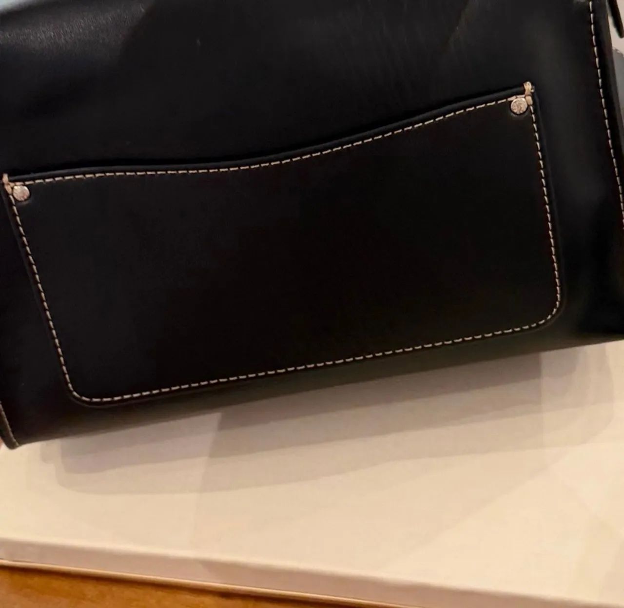 Bolsa Coach cargo turnlock preta (original)  - Foto 5