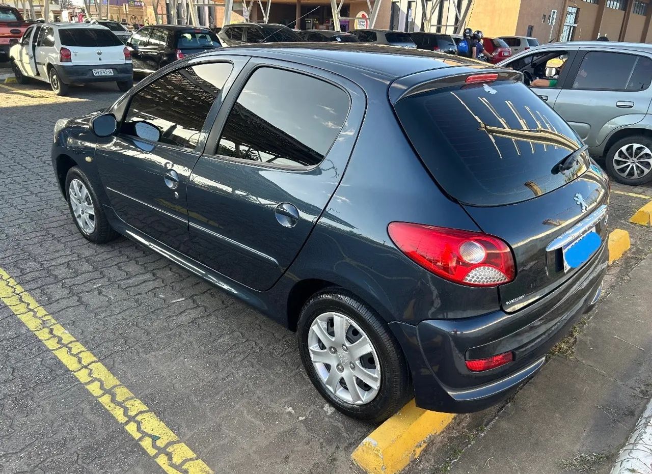 Peugeot 207 XR 1.4 Flex 8V 5P 2012 - Foto 5