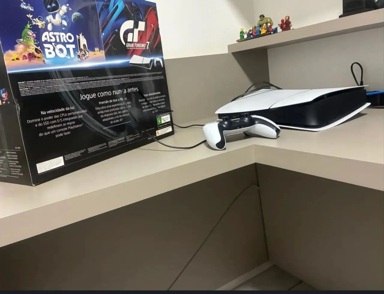PS5 Slim 825GB com 2 jogos - Foto 2