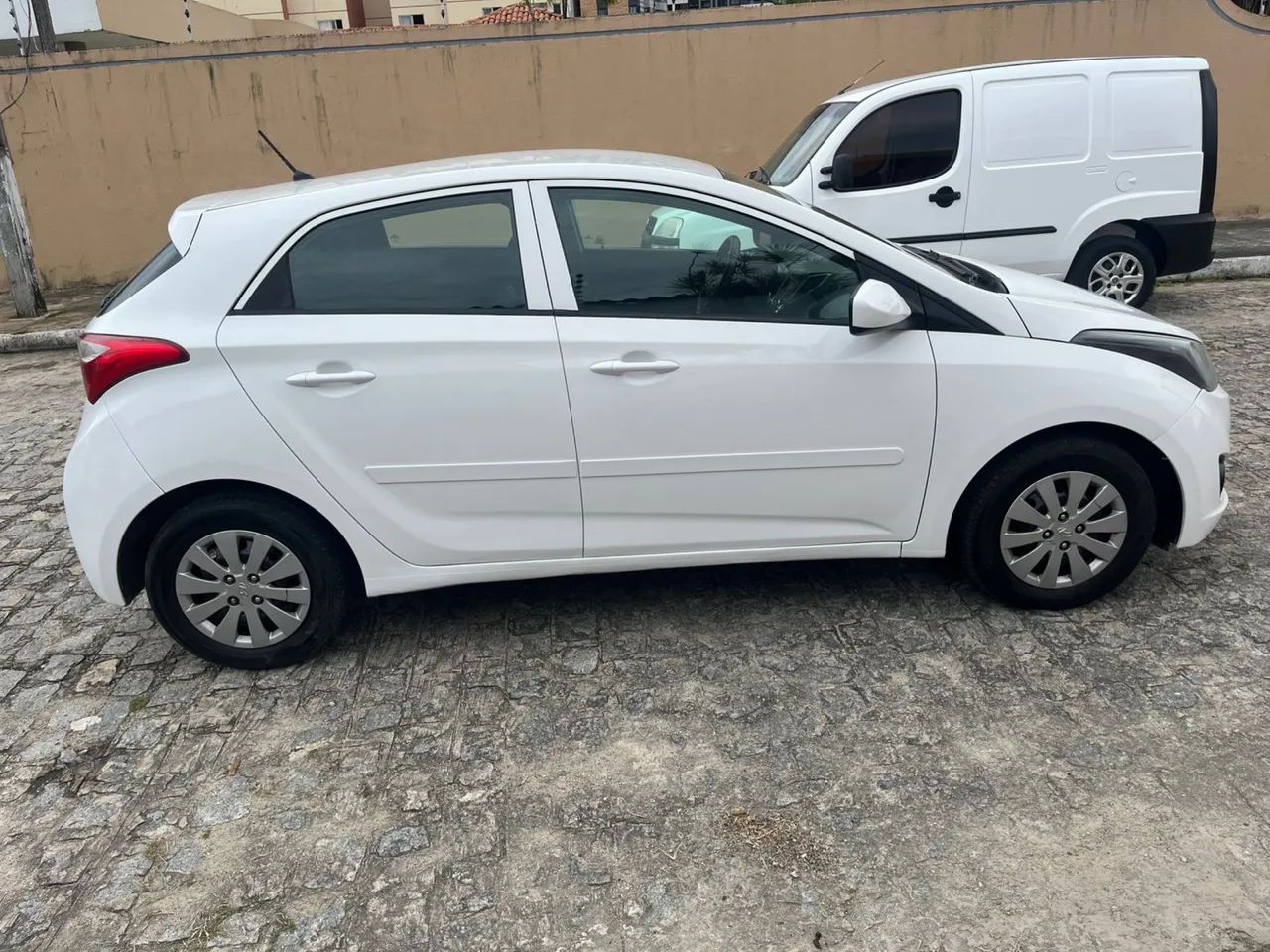 Hyundai HB20 Comf./c.plus/c.style 1.0 Flex 12V 2015
