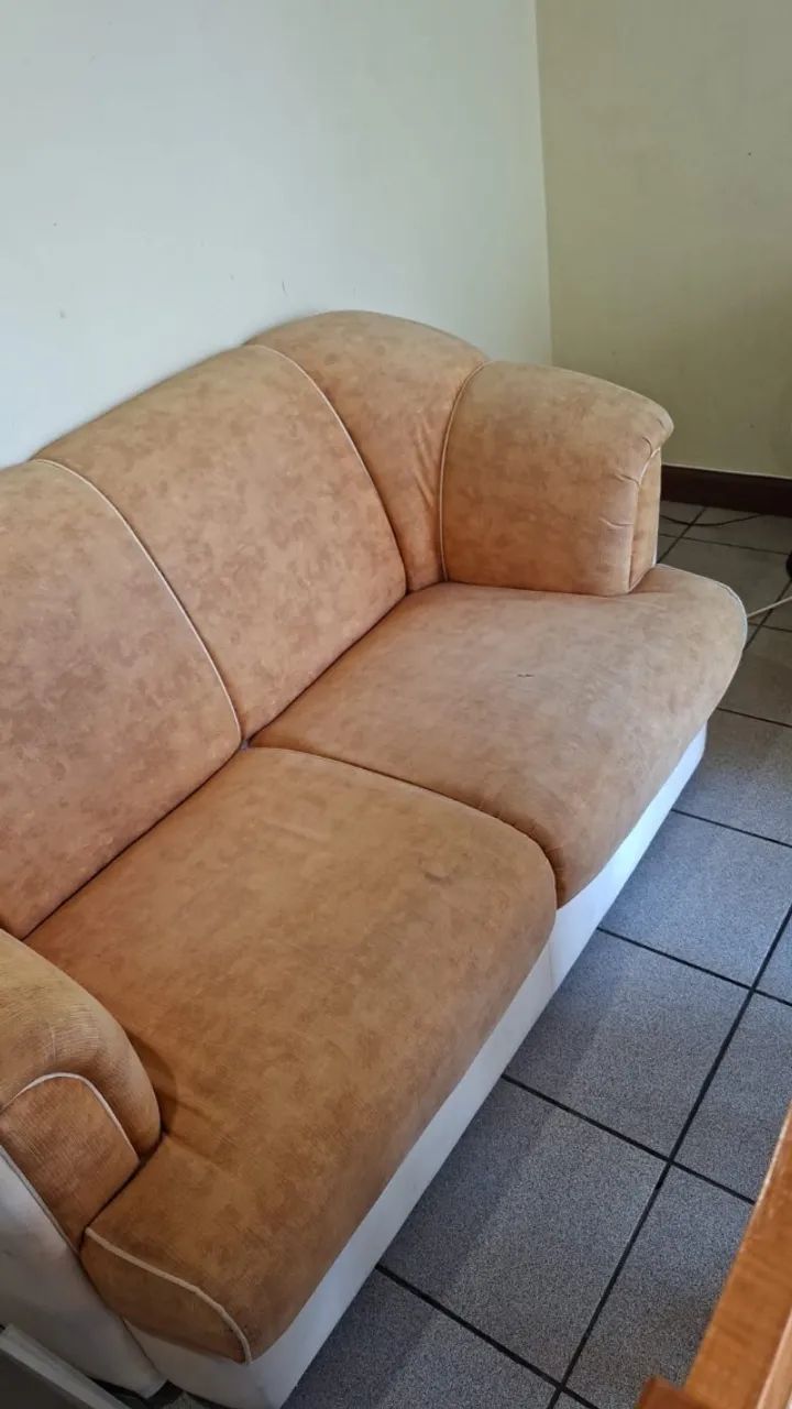 Jogo de sofá usado, com espuma firme - Foto 2