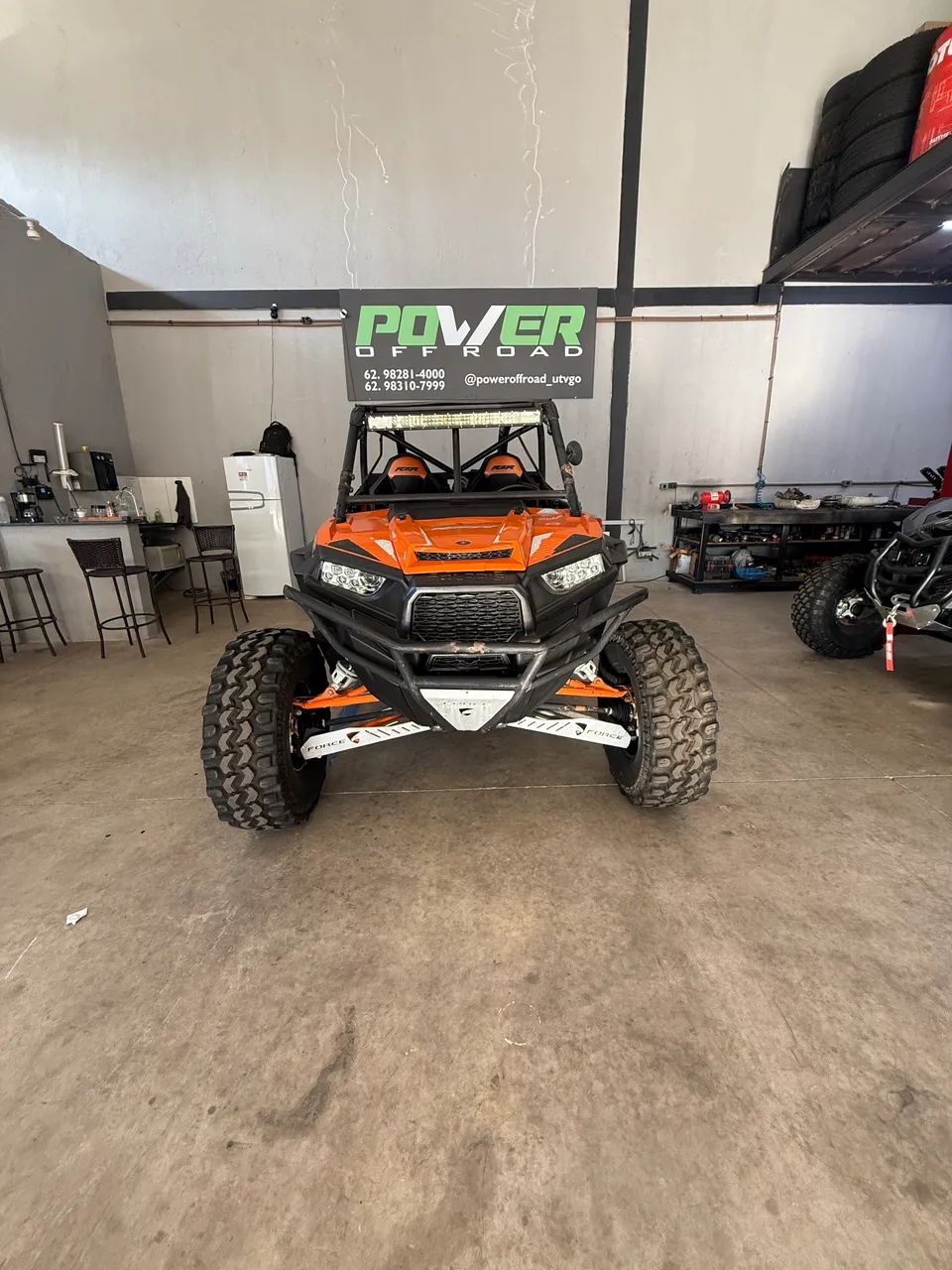 UTV POLARIS RZR 1000 