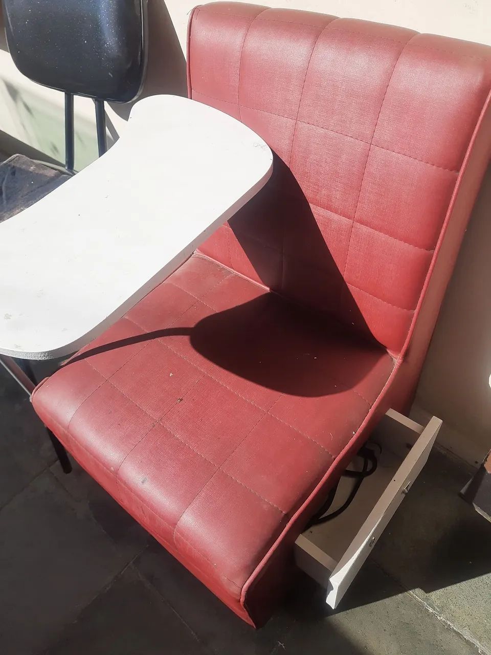 Cadeira de Manicure e Banco de Espera - Foto 2