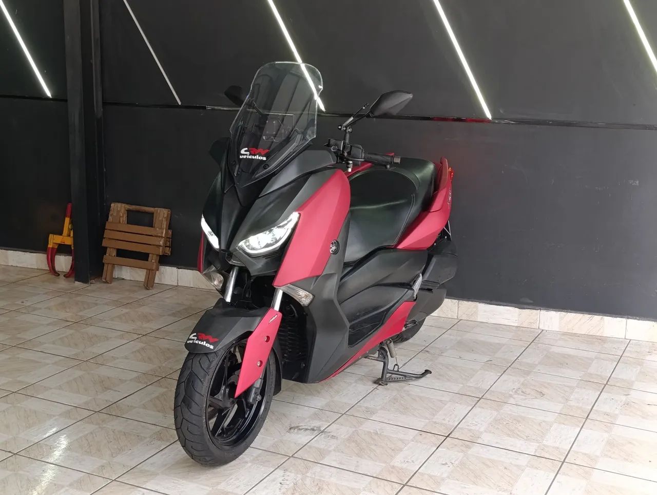 X-max 2021 impecável baixo km