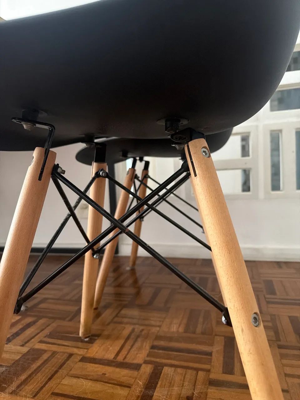 4 Cadeiras de sala de jantar eiffel - Foto 2