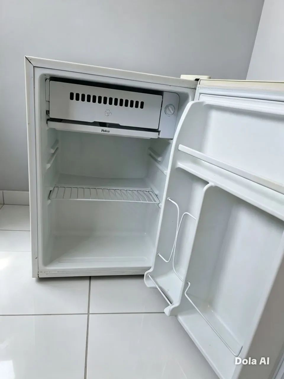 Frigobar PH81N  ,220 v  ,65 lts - Foto 3