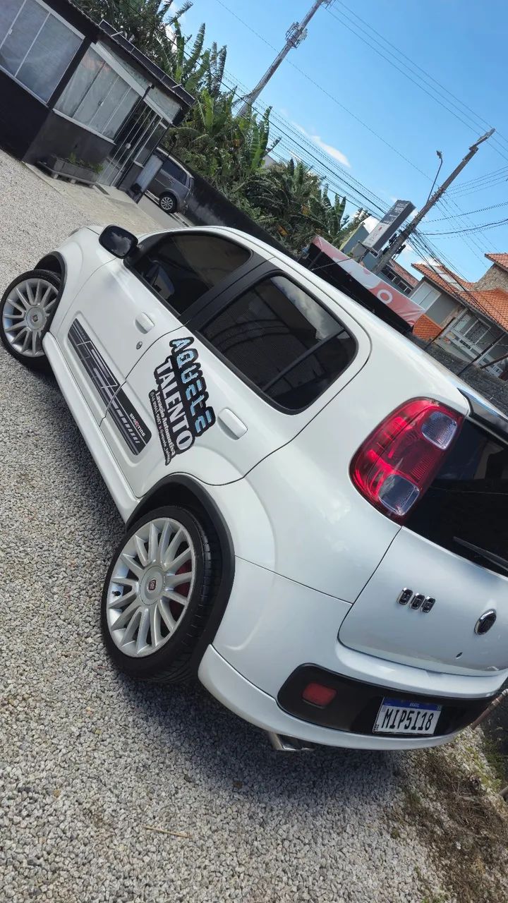 Fiat Uno Sporting 1.4 EVO Fire Flex 8V 4P 2012 - Foto 4