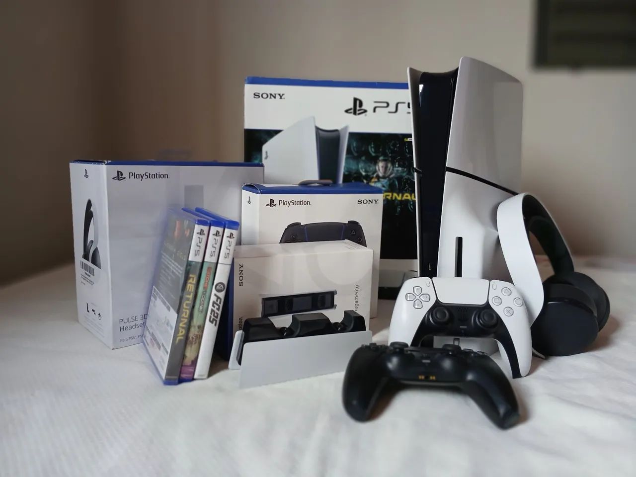 PS5 Slim 1TB, com leitor + jogos e acessórios 