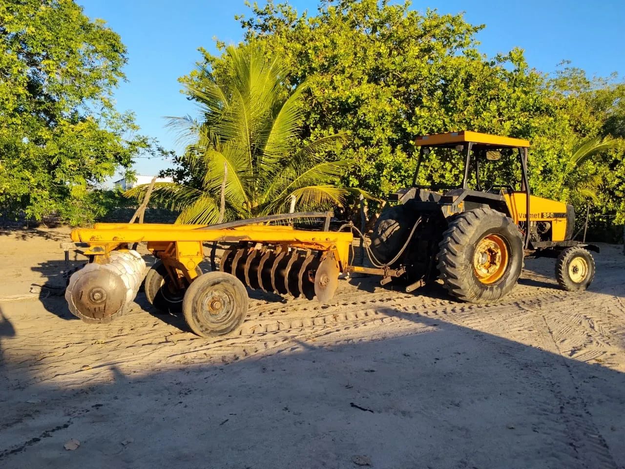 Trator Valmet  - Foto 3