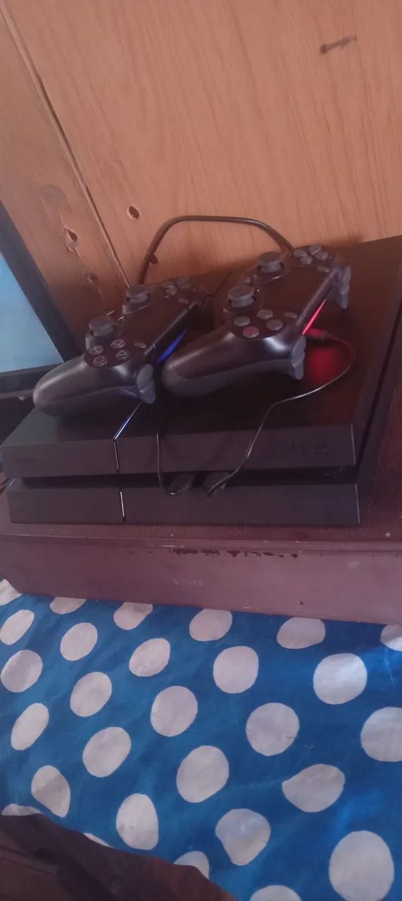 Troco tv 65 e um play 4 dois controles num play 6