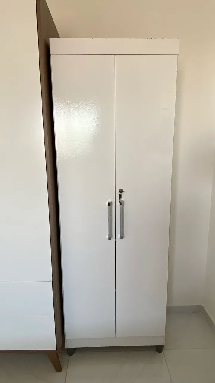 Vendo multiuso 2 portas