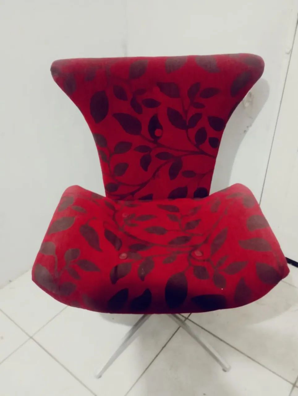 DUAS POLTRONAS GIRATÓRIA ELEGANCE  - Foto 2