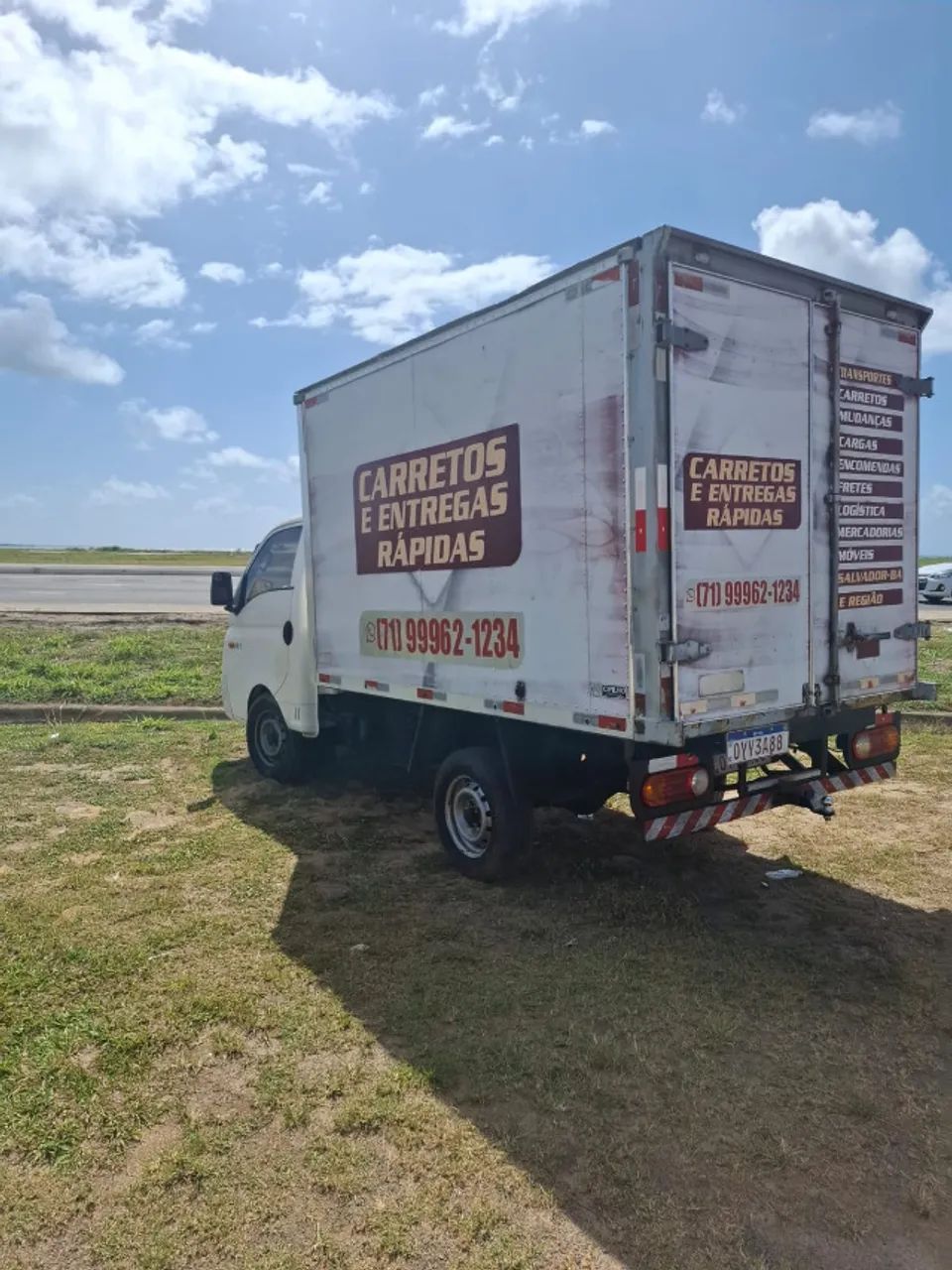 CAMINHÃO BAÚ PARA MUDANÇAS, CARRETOS E EVENTOS - ILHÉUS - WhatsApp 71. * - Foto 2