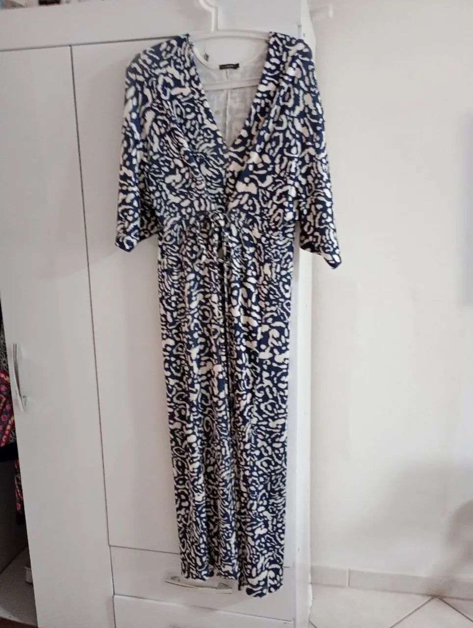 Vestido azul e branco 
