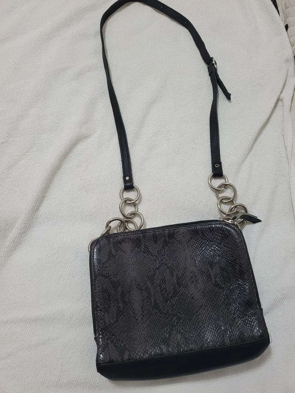 Linda  bolsa de couro 