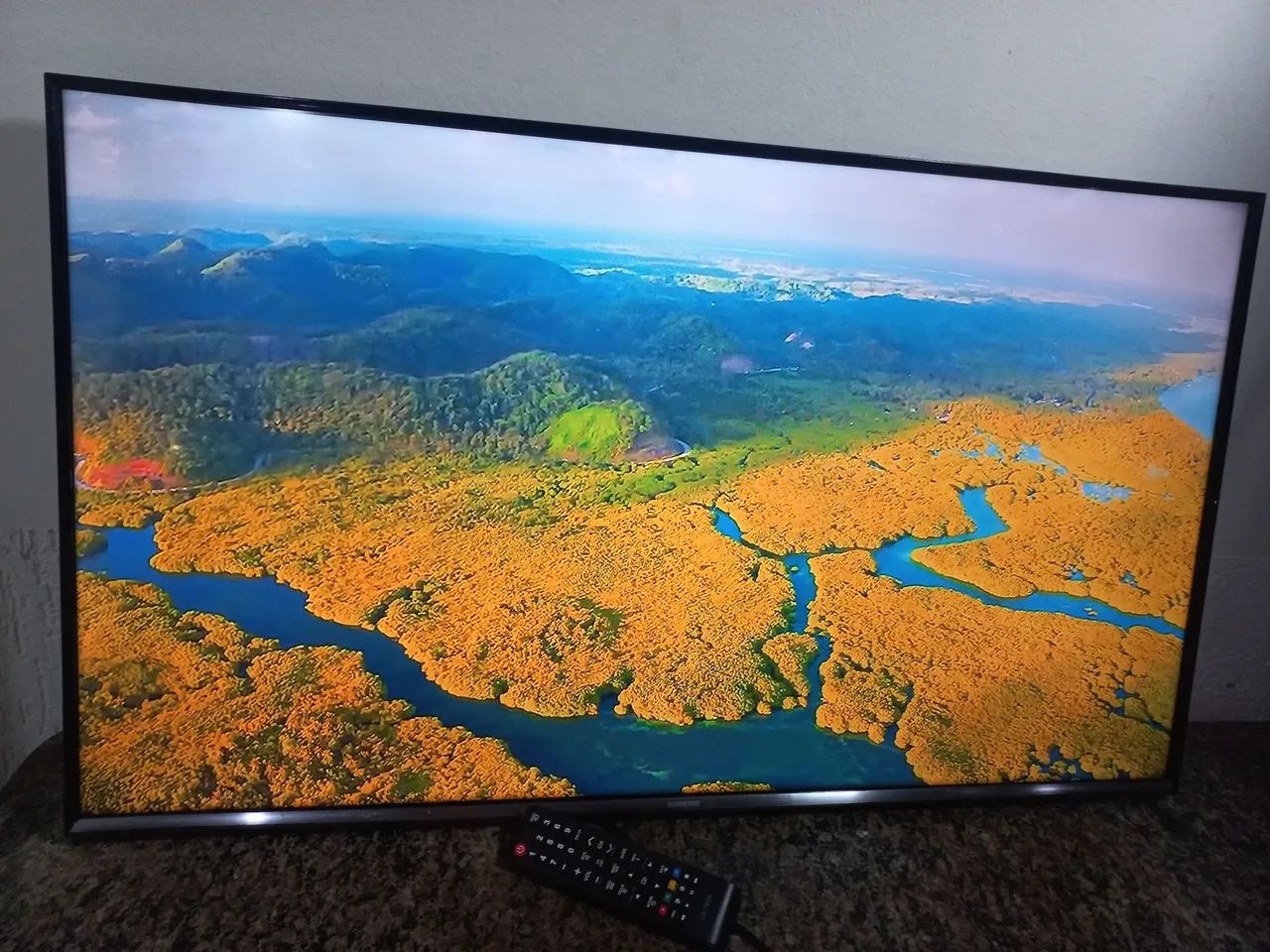 Vende-se TV SAMSUNG 40 polegadas smart 