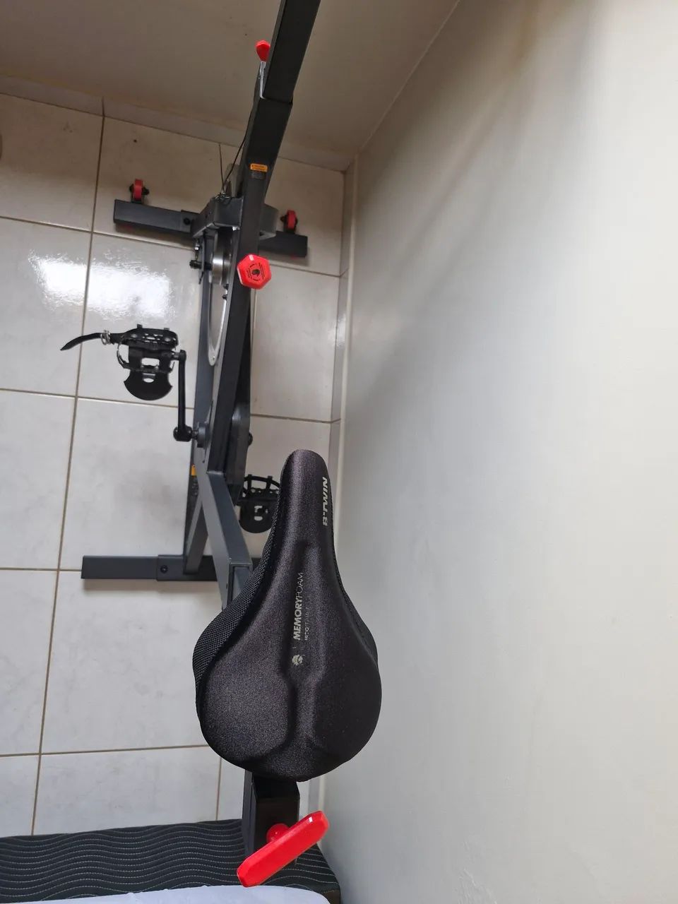 Bicicleta spinning - Domyos 100 - Foto 2