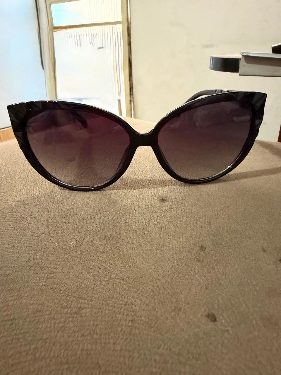 Vendo óculos de sol