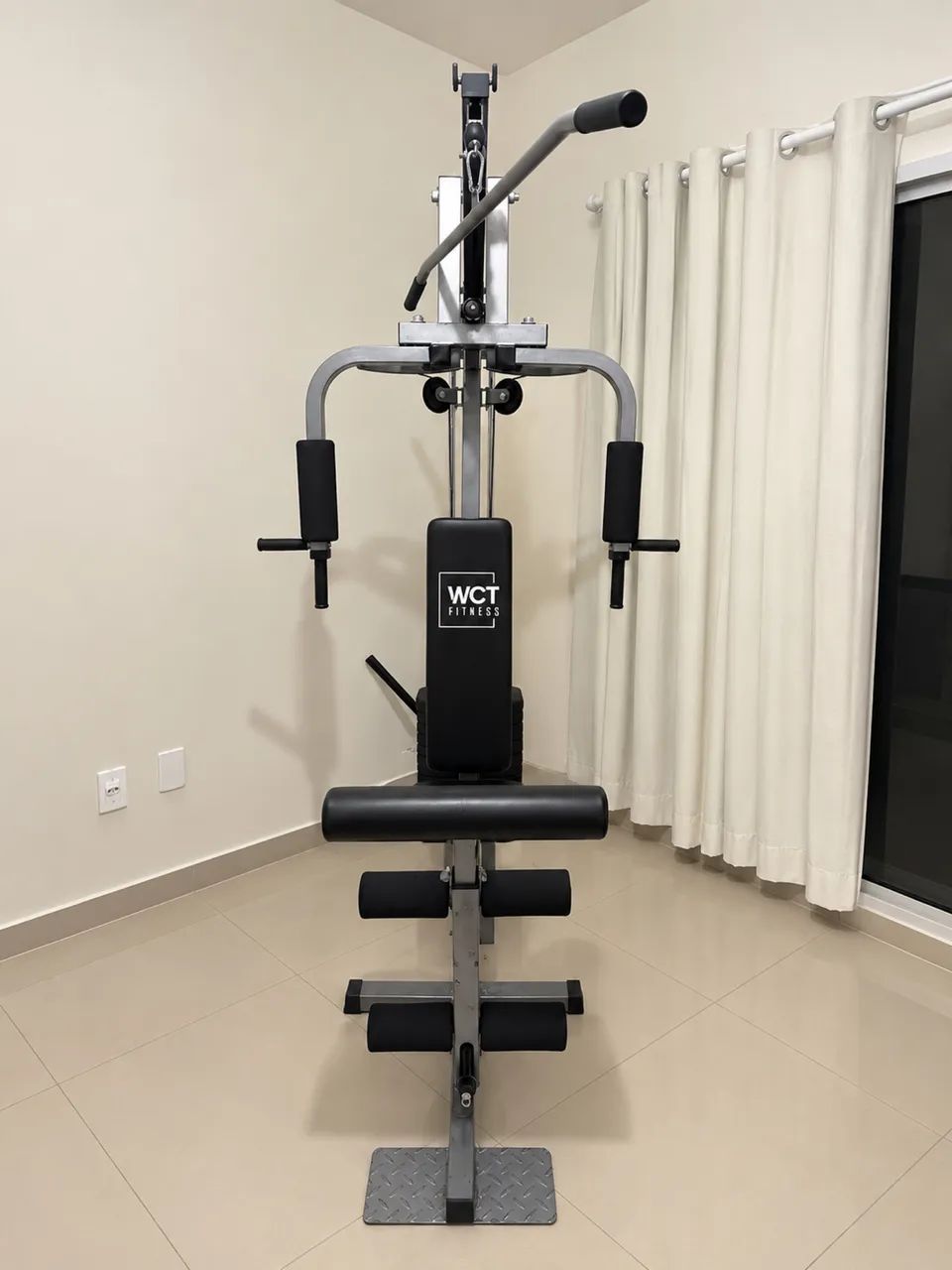 Academia / estação musculação WCT - NOVA