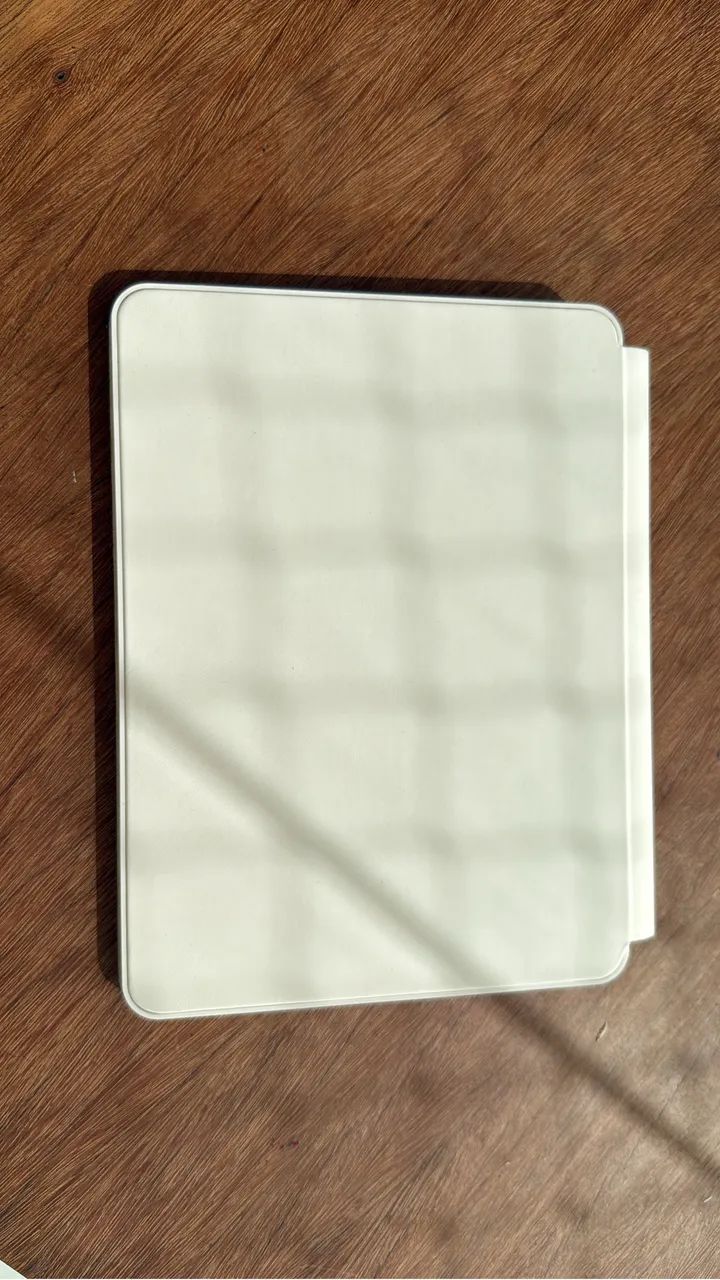 Capa com teclado bluetooth para ipad air e pro