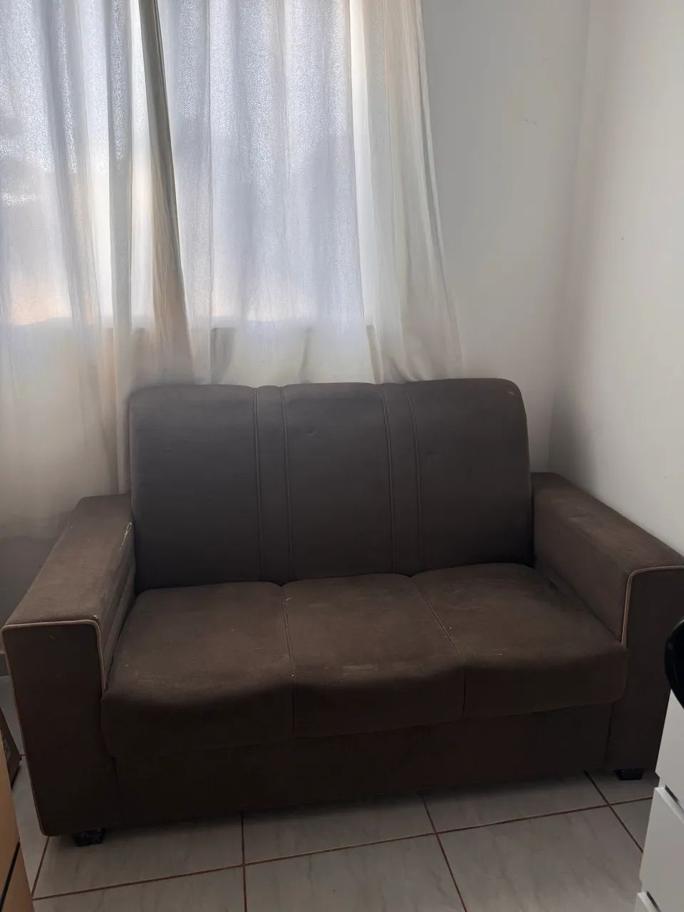CONJUNTO DE SOFÁ CINZA (2 e 3 lugares) - Foto 3