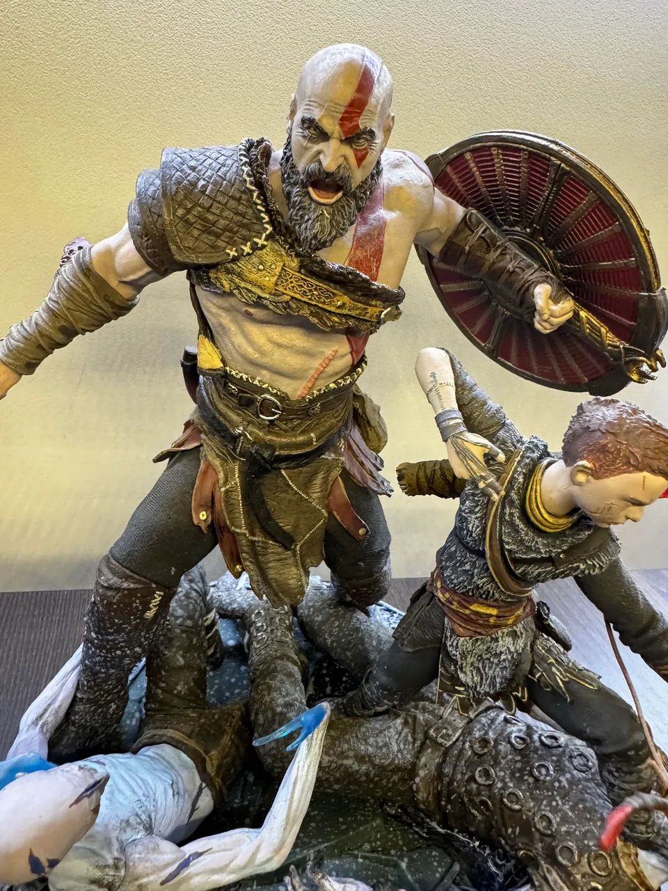 Estátua god of war ragnarok - Foto 5