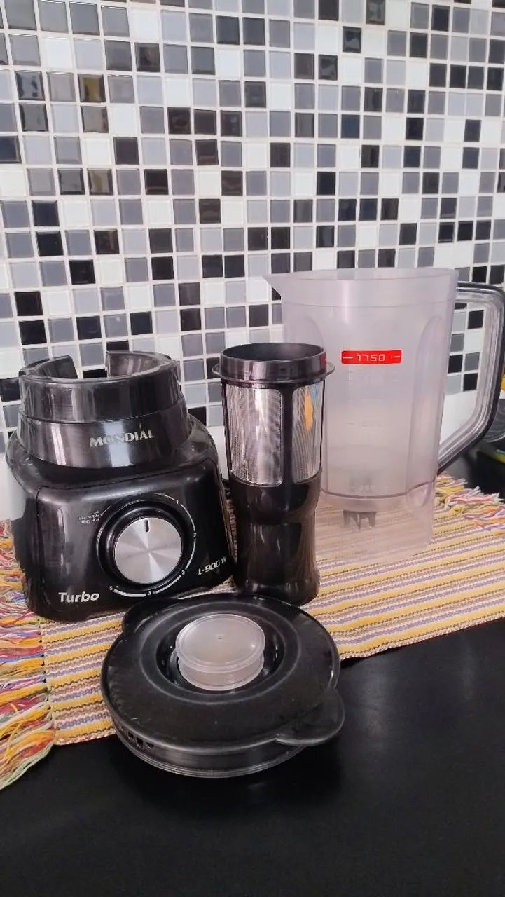 Vendo um Liquidificador MUNDIAL excelente estado, com todos os seus acessórios intacto...  - Foto 4