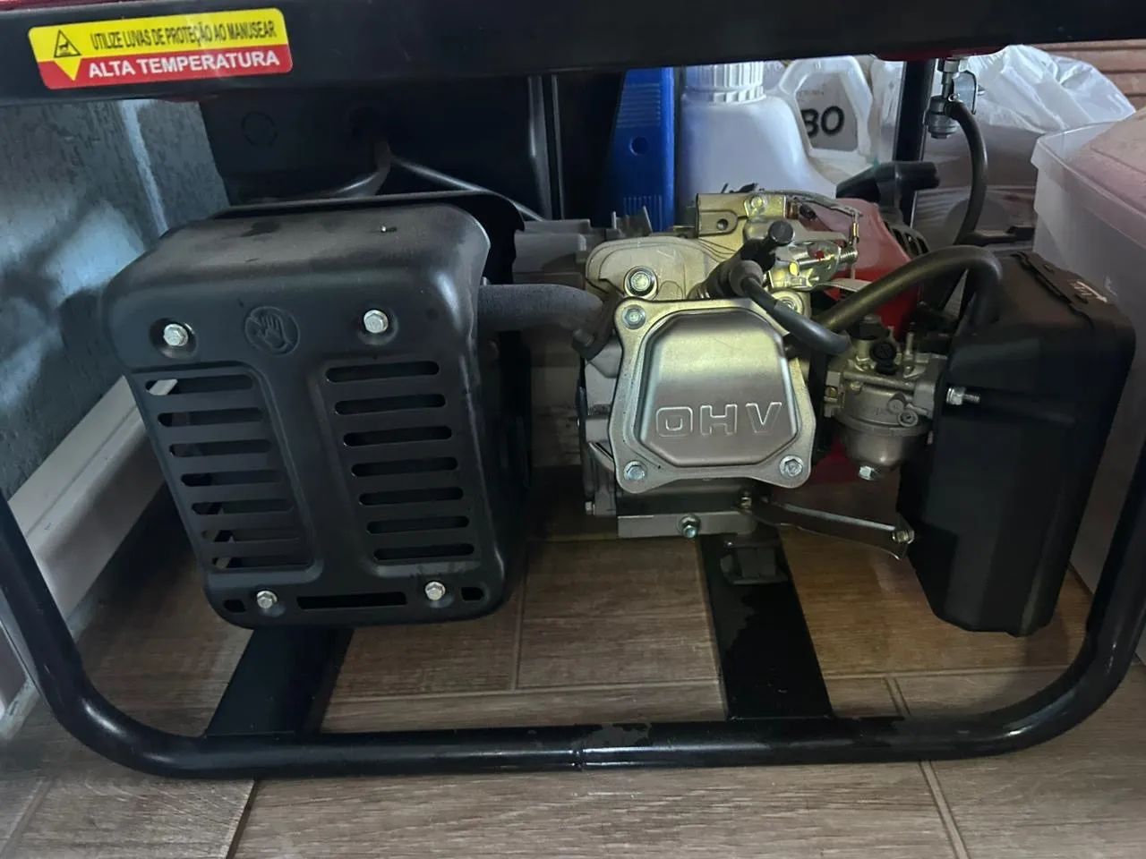 Vendo Gerador a gasolina