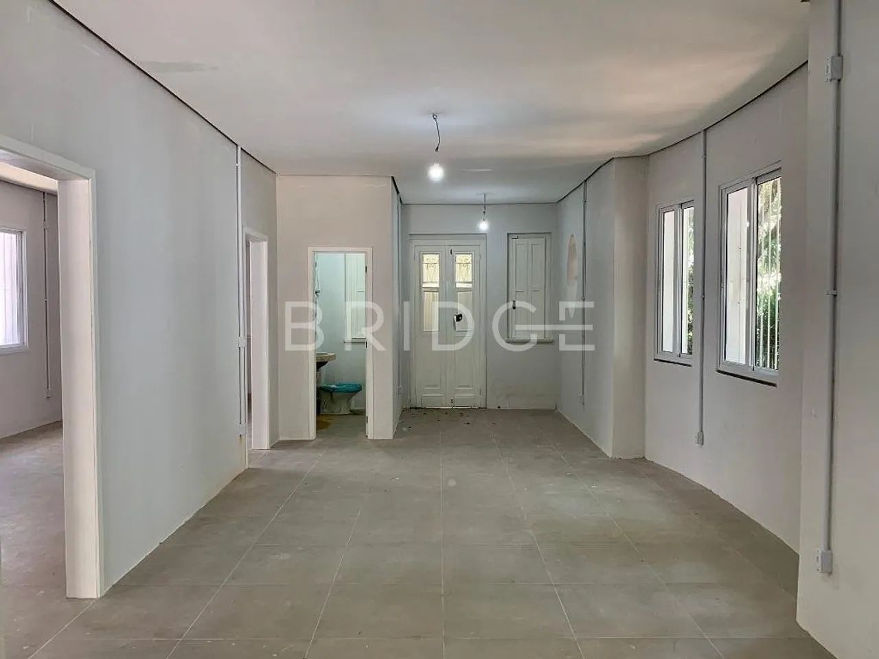 CASA COMERCIAL COM 135M E 20 VAGAS DE GARAGEM - Foto 5