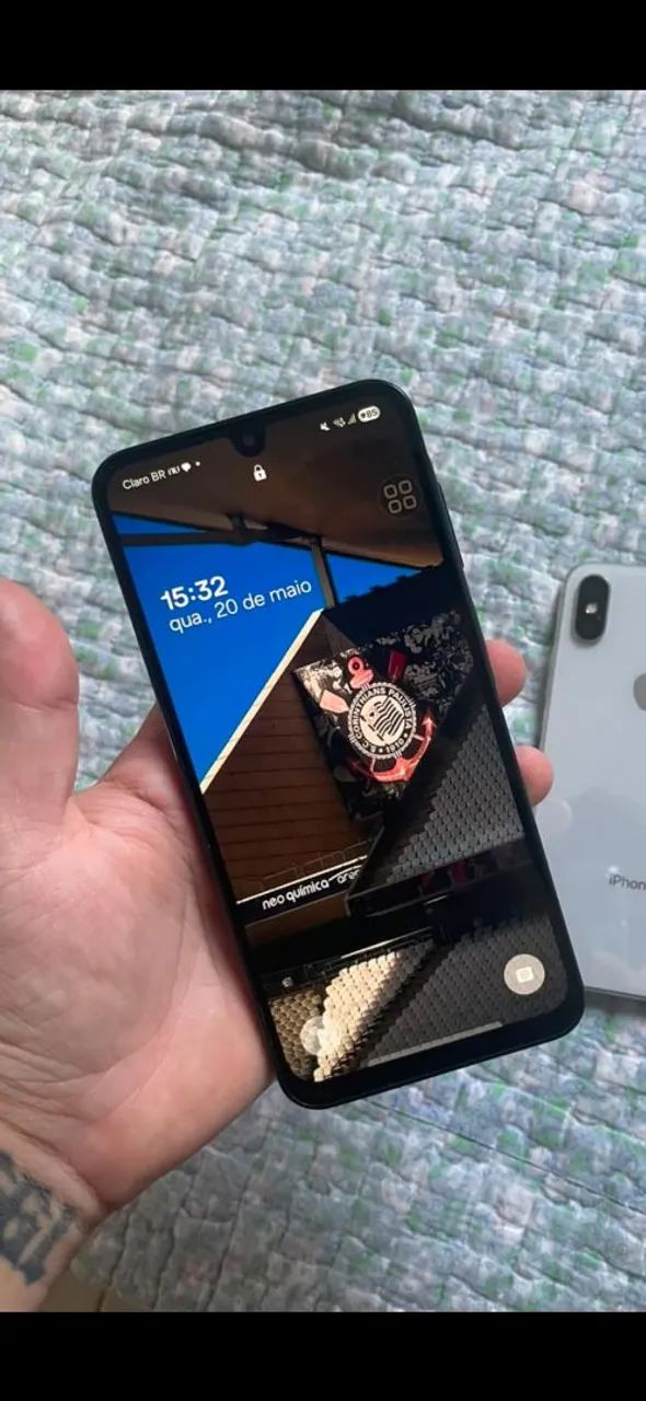 Troco Samsung A17 por Iphone 128g - Foto 2