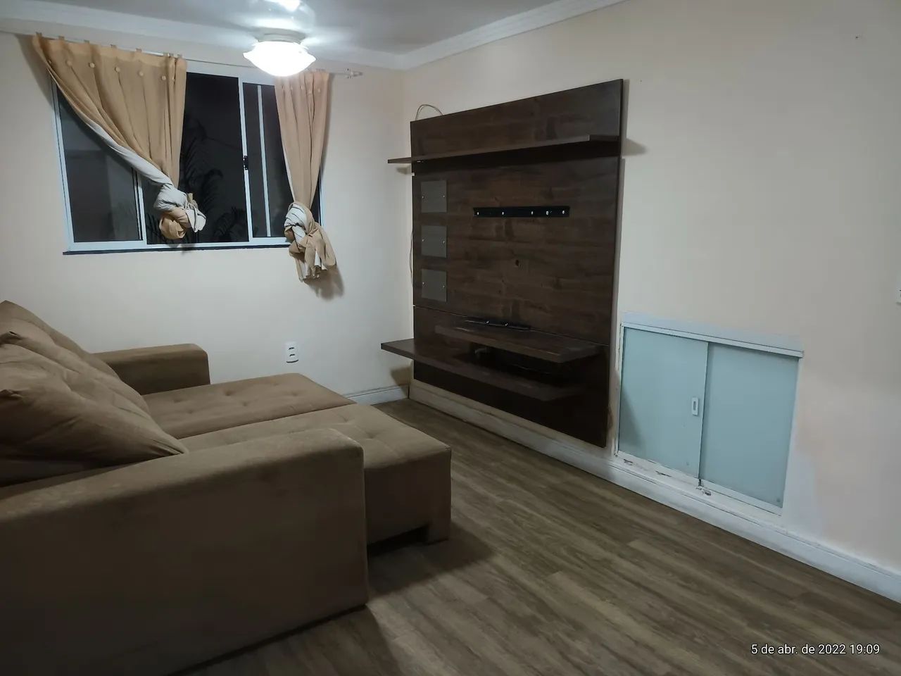 Vendo casa com kitnets 