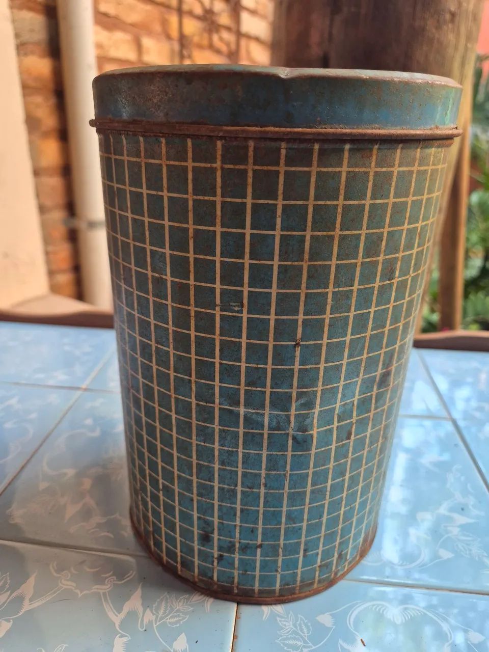 Lata antiga 