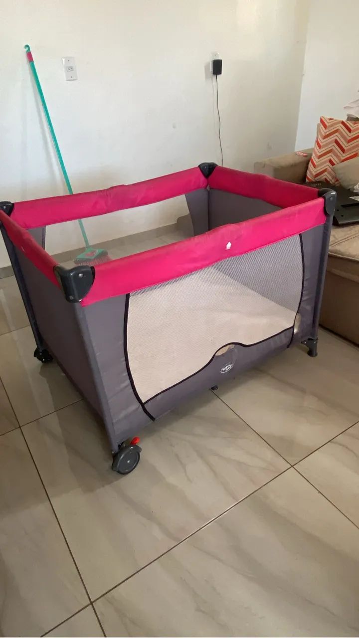 Vendo Chiqueirinho com Colchão 