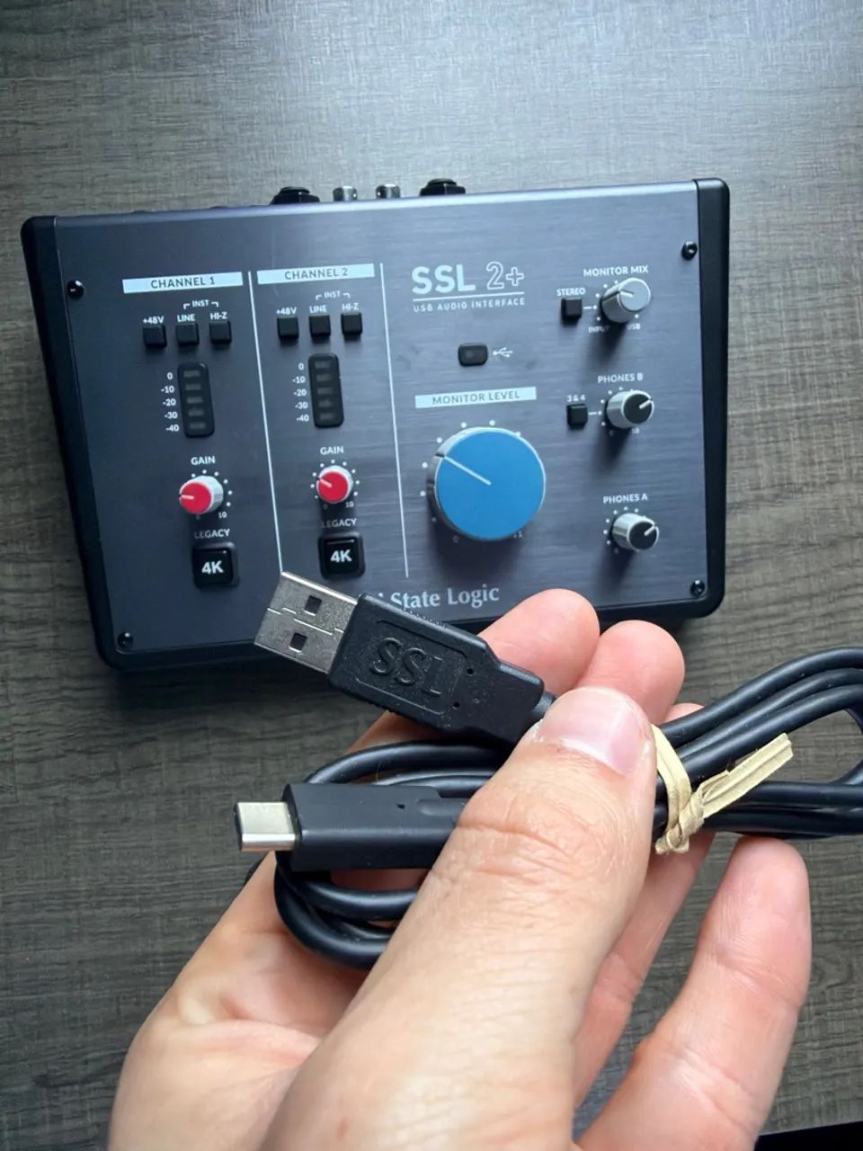 Interface de áudio SSL 2+ MKII - Foto 2