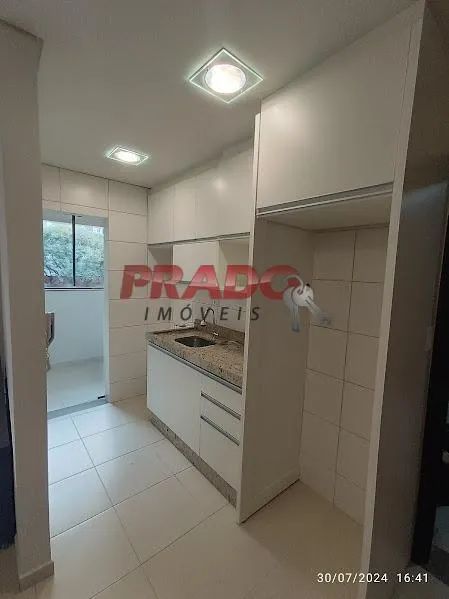 Apartamento para alugar em Maringá, Zona 07, com 2 quartos, com 67 m², EDIFÍCIO WATANABE
