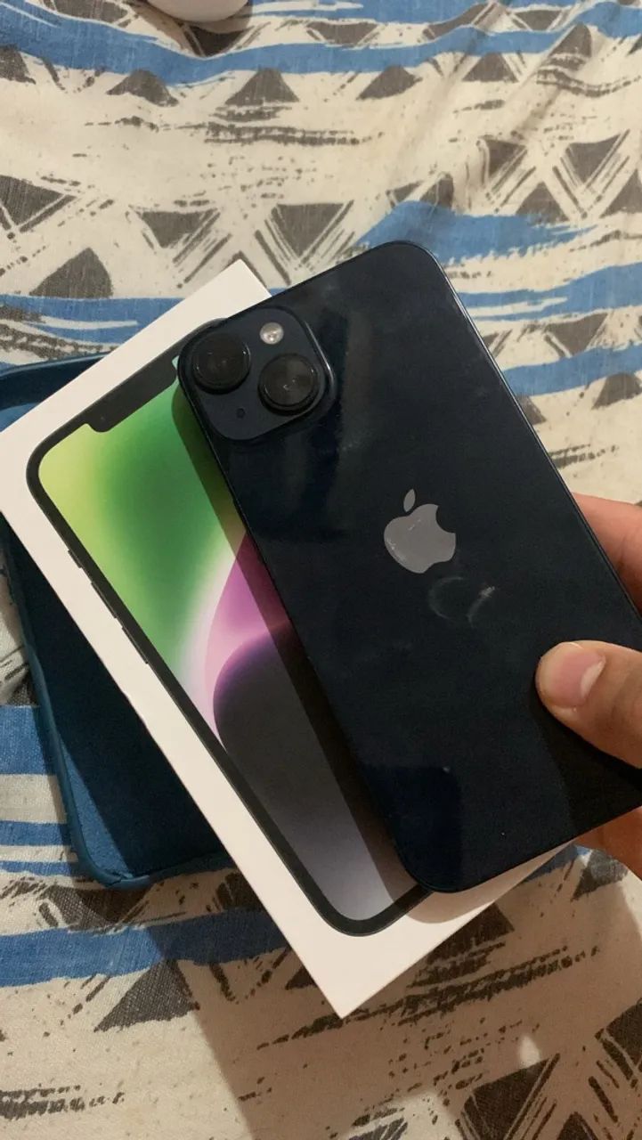 Apple 14 