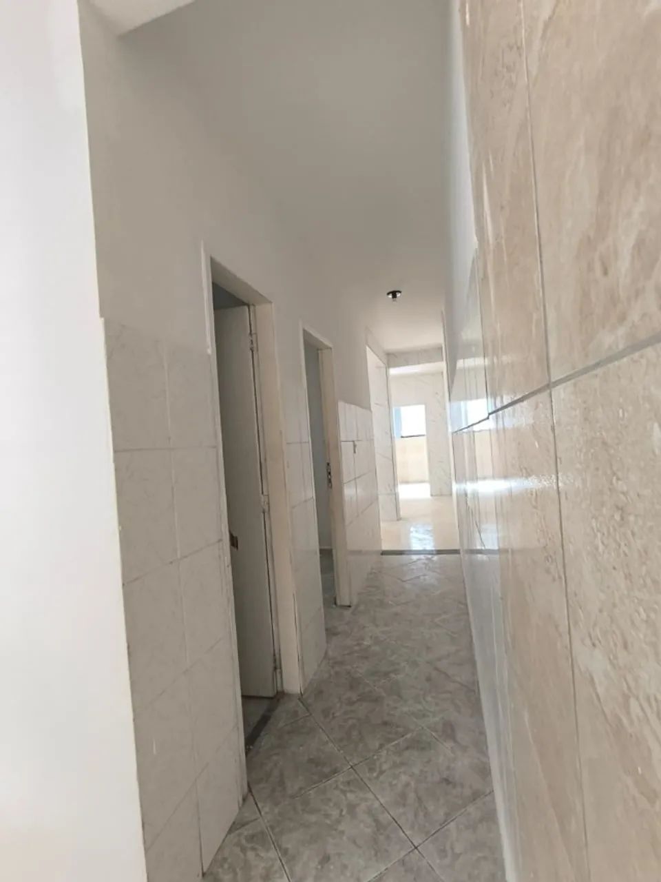 Vendo casa no Bairro Dom Luciano - Foto 4