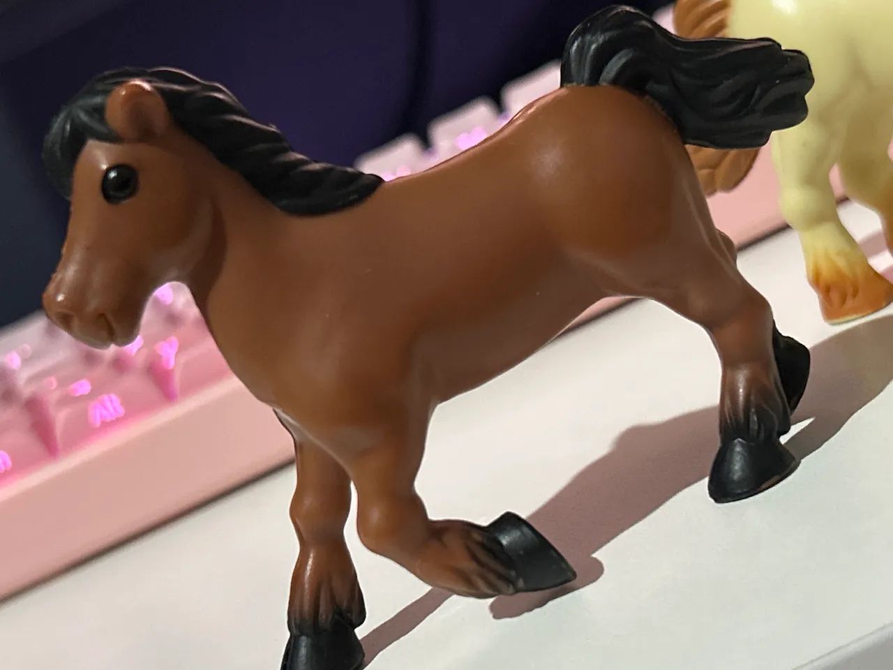 Dois cavalos de brinquedo  - Foto 4